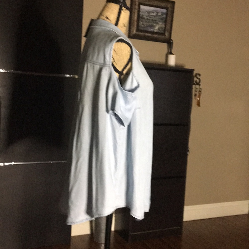 TORRID TOP - Picture 4 of 6